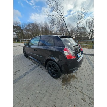 Fiat Stilo  Hatchback 2004,  1.9 diesel - Na sprzedaż za 4 990,00 zł - Głogów - zdjęcie 4