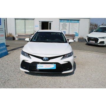 Toyota Camry  Sedan/Limuzyna 2021,  2.5 hybryda, automat - Na sprzedaż za 90 899 zł - Warszawa - zdjęcie 3