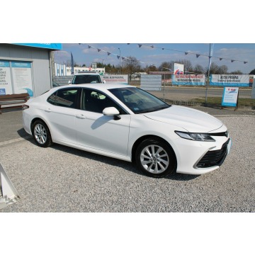 Toyota Camry  Sedan/Limuzyna 2021,  2.5 hybryda, automat - Na sprzedaż za 90 899 zł - Warszawa - zdjęcie 5
