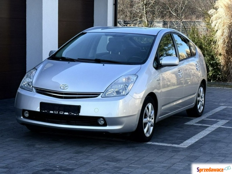 Toyota Prius  Hatchback 2006,  1.5 hybryda, automat - Na sprzedaż za 19 900 zł - Radom