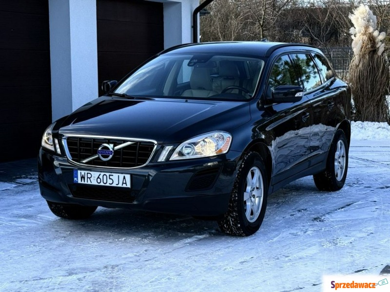 Volvo   SUV 2011,  2.0 diesel - Na sprzedaż za 39 900 zł - Radom
