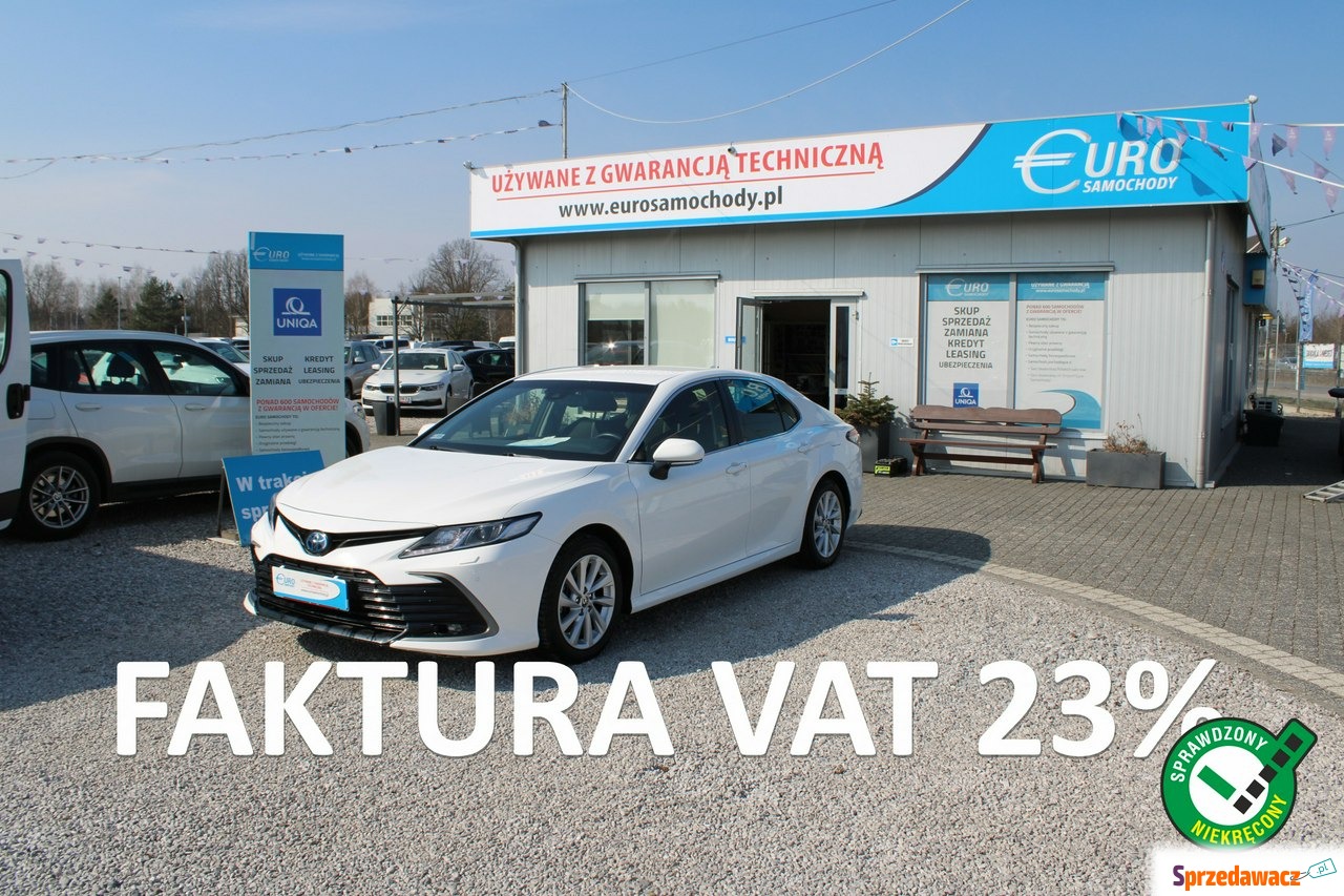 Toyota Camry 2021