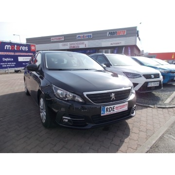Peugeot 308  Kombi 2021 diesel - Na sprzedaż za 45 900 zł - Dębica - zdjęcie 3
