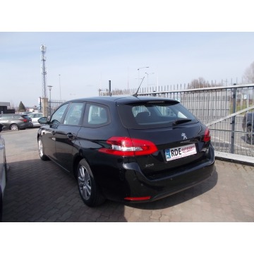 Peugeot 308  Kombi 2021 diesel - Na sprzedaż za 45 900 zł - Dębica - zdjęcie 8