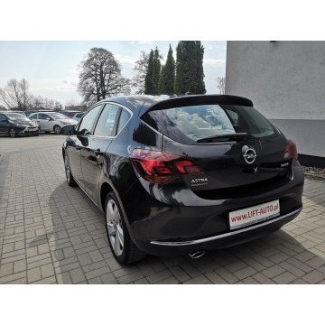 Opel Astra 2013,  1.4 benzyna - Na sprzedaż za 26 900 zł - Strzegom - zdjęcie 8