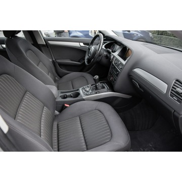 Audi A4  Sedan/Limuzyna 2009,  1.8 benzyna - Na sprzedaż za 25 700 zł - Zwoleń - zdjęcie 9