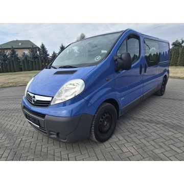 Opel Vivaro 2011,  2.5 diesel, automat - Na sprzedaż za 22 900 zł - Kutno - zdjęcie 5