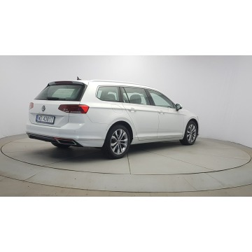 Volkswagen Passat  Kombi 2020,  2.0 diesel, automat - Na sprzedaż za 83 700 zł - Warszawa - zdjęcie 7