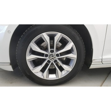 Volkswagen Passat  Kombi 2020,  2.0 diesel, automat - Na sprzedaż za 83 700 zł - Warszawa - zdjęcie 9