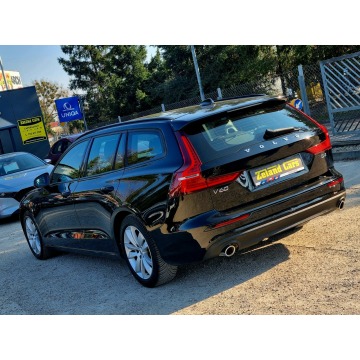 Volvo V60 2019,  2.0 diesel, automat - Na sprzedaż za 51 900 zł - Szczecin - zdjęcie 7