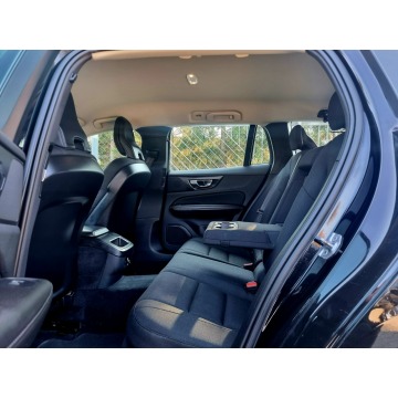 Volvo V60 2019,  2.0 diesel, automat - Na sprzedaż za 51 900 zł - Szczecin - zdjęcie 10