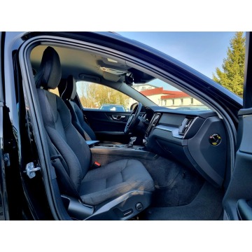 Volvo V60 2019,  2.0 diesel, automat - Na sprzedaż za 51 900 zł - Szczecin - zdjęcie 11