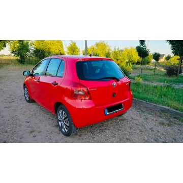 Toyota Yaris 2008,  1.3 benzyna - Na sprzedaż za 8 500,00 zł - Sochaczew - zdjęcie 3