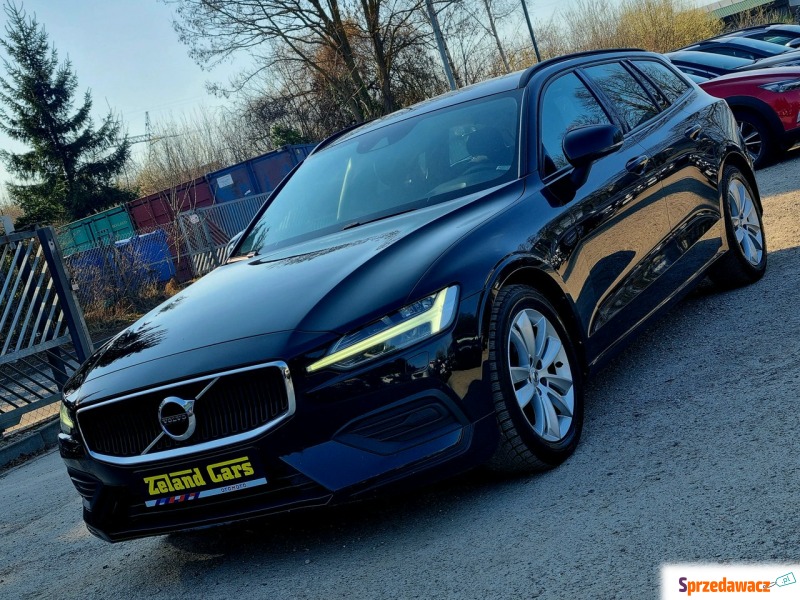 Volvo V60 2019,  2.0 diesel, automat - Na sprzedaż za 51 900 zł - Szczecin