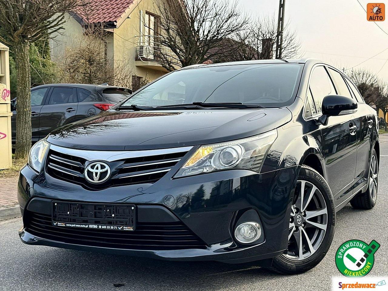 Toyota Avensis 2012