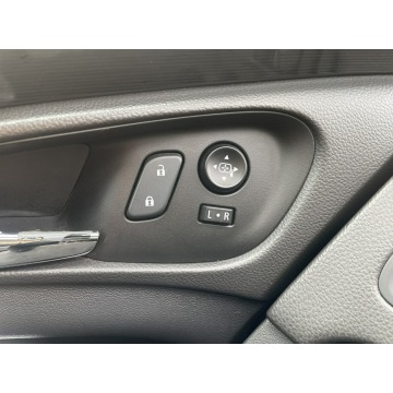 Opel Insignia 2017,  1.6 diesel - Na sprzedaż za 29 999 zł - Gostyń - zdjęcie 11