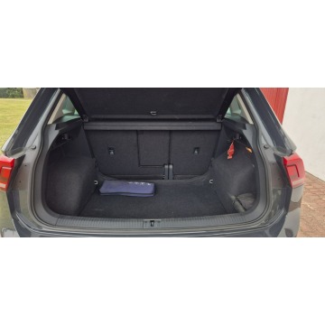 Volkswagen Tiguan  SUV 2019,  2.0 diesel, automat - Na sprzedaż za 95 800 zł - Paproć - zdjęcie 10