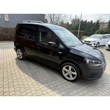 Volkswagen Caddy  Hatchback 2016,  2.0 diesel - Na sprzedaż za 39 900 zł - Orzech - zdjęcie 4