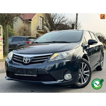Toyota Avensis - LIFT Skóry Navi Gwarancja