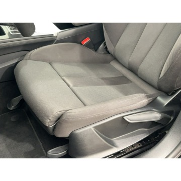 Audi A4  Sedan/Limuzyna 2022,  2.0 diesel, automat - Na sprzedaż za 84 100 zł - Warszawa - zdjęcie 9