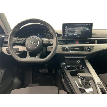 Audi A4  Sedan/Limuzyna 2022,  2.0 diesel, automat - Na sprzedaż za 84 100 zł - Warszawa - zdjęcie 10