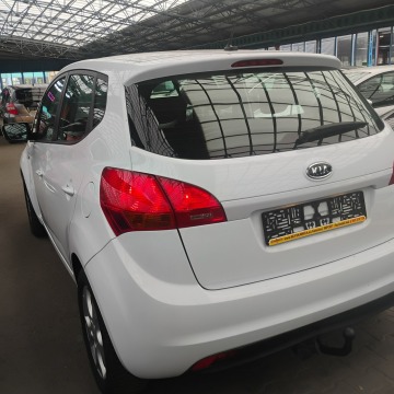Kia Venga  Minivan/Van 2011,  1.4 benzyna - Na sprzedaż za 19 700 zł - Mysłowice - zdjęcie 7