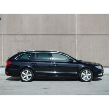 Skoda Superb 2010,  3.6 benzyna, automat - Na sprzedaż za 37 900 zł - Lublin - zdjęcie 3