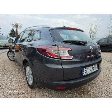 Renault Megane 2010,  1.4 benzyna+LPG - Na sprzedaż za 13 999 zł - Nowe Sójki - zdjęcie 8