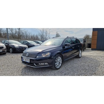 Volkswagen Passat 2011,  1.6 diesel - Na sprzedaż za 25 900 zł - Płock - zdjęcie 2