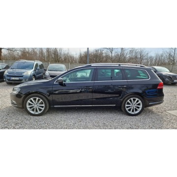 Volkswagen Passat 2011,  1.6 diesel - Na sprzedaż za 25 900 zł - Płock - zdjęcie 4
