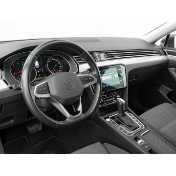Volkswagen Passat 2021,  1.5 benzyna, automat - Na sprzedaż za 69 900 zł - Gdynia - zdjęcie 6