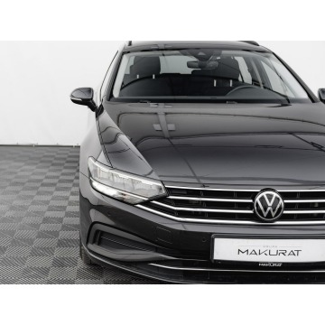 Volkswagen Passat 2021,  1.5 benzyna, automat - Na sprzedaż za 69 900 zł - Gdynia - zdjęcie 8