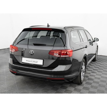 Volkswagen Passat 2021,  1.5 benzyna, automat - Na sprzedaż za 69 900 zł - Gdynia - zdjęcie 5