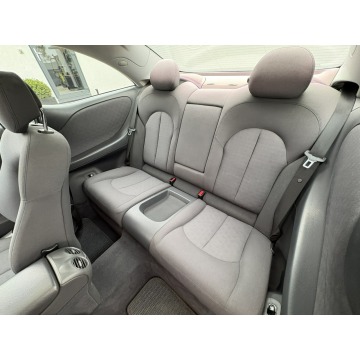 Mercedes - Benz CLK-klasa  Coupe/Sportowy 2004,  1.8 benzyna - Na sprzedaż za 4 900,00 zł - Pyzdry - zdjęcie 8