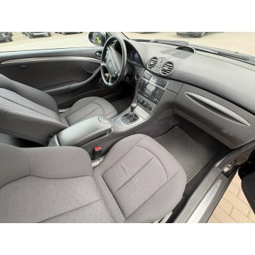 Mercedes - Benz CLK-klasa  Coupe/Sportowy 2004,  1.8 benzyna - Na sprzedaż za 4 900,00 zł - Pyzdry - zdjęcie 11