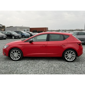 Seat Leon  Hatchback 2014,  1.6 diesel - Na sprzedaż za 29 900 zł - Wrocław - zdjęcie 6