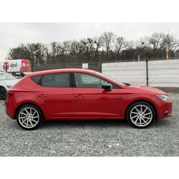 Seat Leon  Hatchback 2014,  1.6 diesel - Na sprzedaż za 29 900 zł - Wrocław - zdjęcie 10