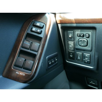 Toyota Land Cruiser  Terenowy 2010,  3.0 diesel, automat - Na sprzedaż za 180 000 zł - Goczałkowice-Zdrój - zdjęcie 6
