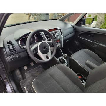 Kia Venga  Hatchback 2013,  1.4 benzyna - Na sprzedaż za 26 500 zł - Jatutów - zdjęcie 9