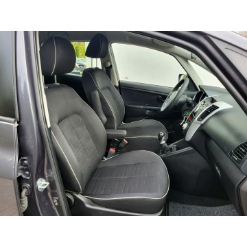 Kia Venga  Hatchback 2013,  1.4 benzyna - Na sprzedaż za 26 500 zł - Jatutów - zdjęcie 12