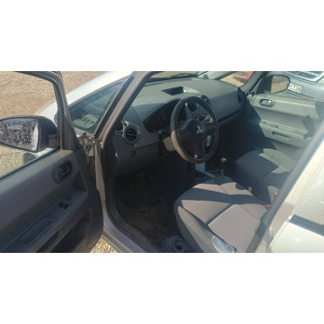 Mitsubishi Colt  Hatchback 2007,  1.3 benzyna - Na sprzedaż za 4 199,00 zł - Fasty - zdjęcie 7