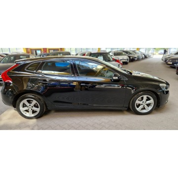 Volvo V40  Hatchback 2016,  2.0 benzyna - Na sprzedaż za 43 900 zł - Mysłowice - zdjęcie 9