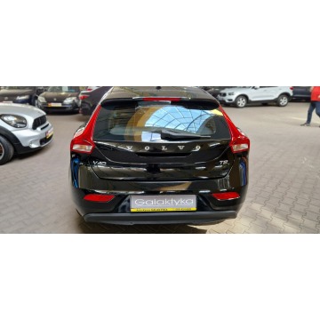Volvo V40  Hatchback 2016,  2.0 benzyna - Na sprzedaż za 43 900 zł - Mysłowice - zdjęcie 7