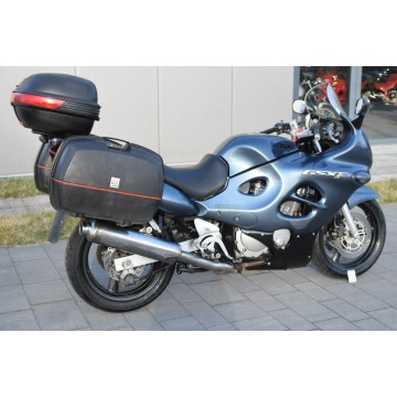 Suzuki GSX - 750 F  oryginalny stan, 3 kufry,... - Motocykle szosowo -... - Śrem - zdjęcie 2