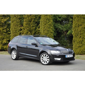 Skoda Octavia  Kombi 2015,  2.0 diesel, automat - Na sprzedaż za 32 900 zł - Ostrów Mazowiecka - zdjęcie 3