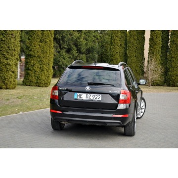 Skoda Octavia  Kombi 2015,  2.0 diesel, automat - Na sprzedaż za 32 900 zł - Ostrów Mazowiecka - zdjęcie 7