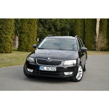 Skoda Octavia  Kombi 2015,  2.0 diesel, automat - Na sprzedaż za 32 900 zł - Ostrów Mazowiecka - zdjęcie 8