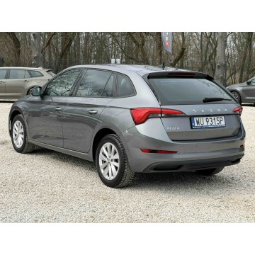 Skoda Scala  Liftback 2023,  1.0 benzyna - Na sprzedaż za 64 800 zł - Pęcice - zdjęcie 8