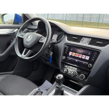 Skoda Octavia 2019,  1.5 benzyna - Na sprzedaż za 44 895 zł - Nowe Iganie - zdjęcie 8