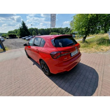 Fiat Tipo  Liftback 2018,  1.4 benzyna - Na sprzedaż za 35 900 zł - Cielcza - zdjęcie 7